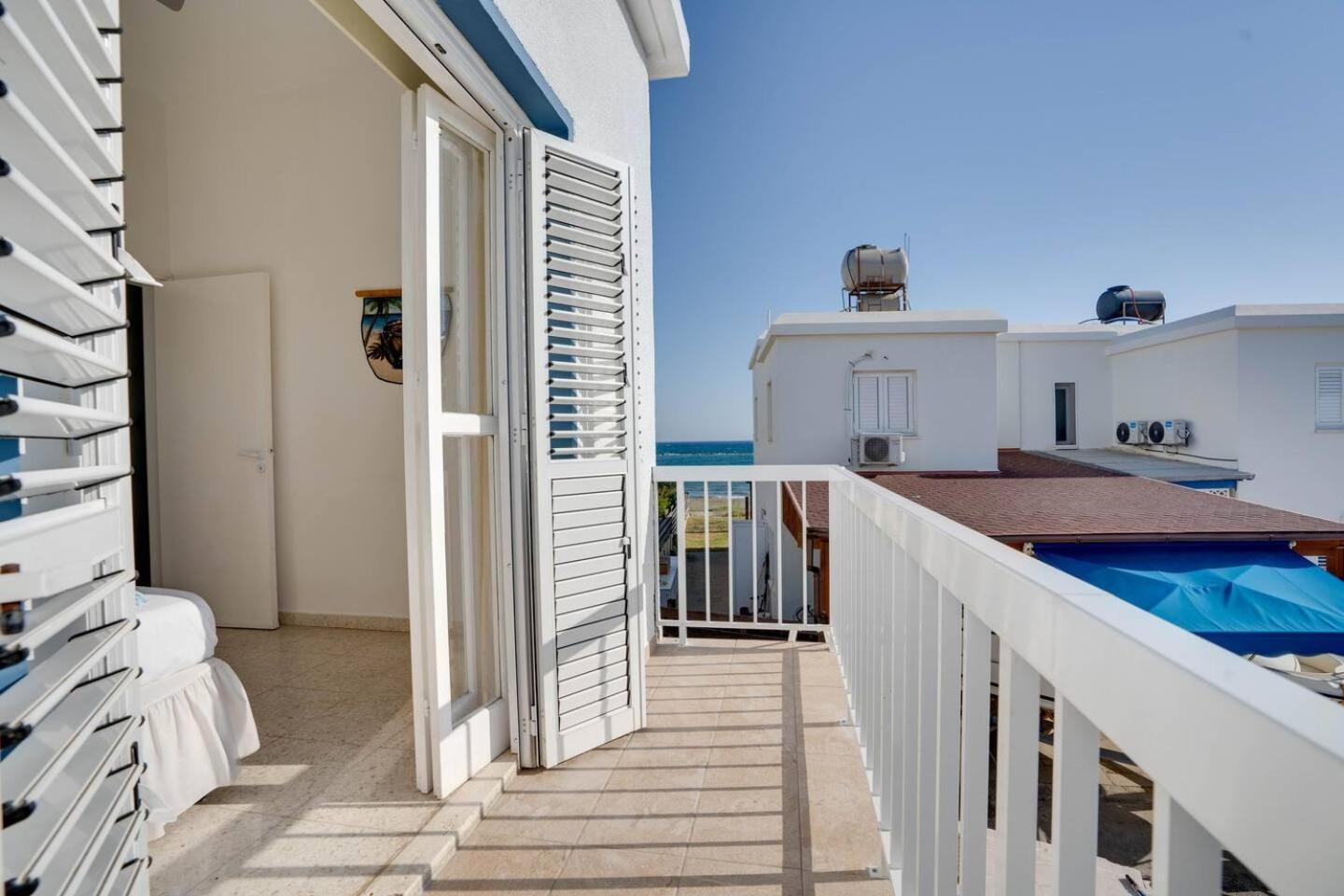 Ammos Villa 20 Side Seaview Larnaca Exterior photo