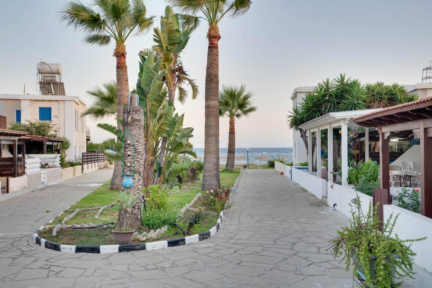 Ammos Villa 20 Side Seaview Larnaca Exterior photo