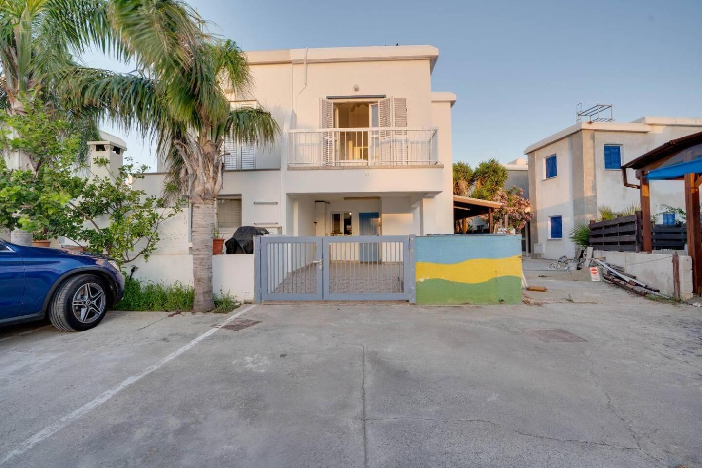 Ammos Villa 20 Side Seaview Larnaca Exterior photo