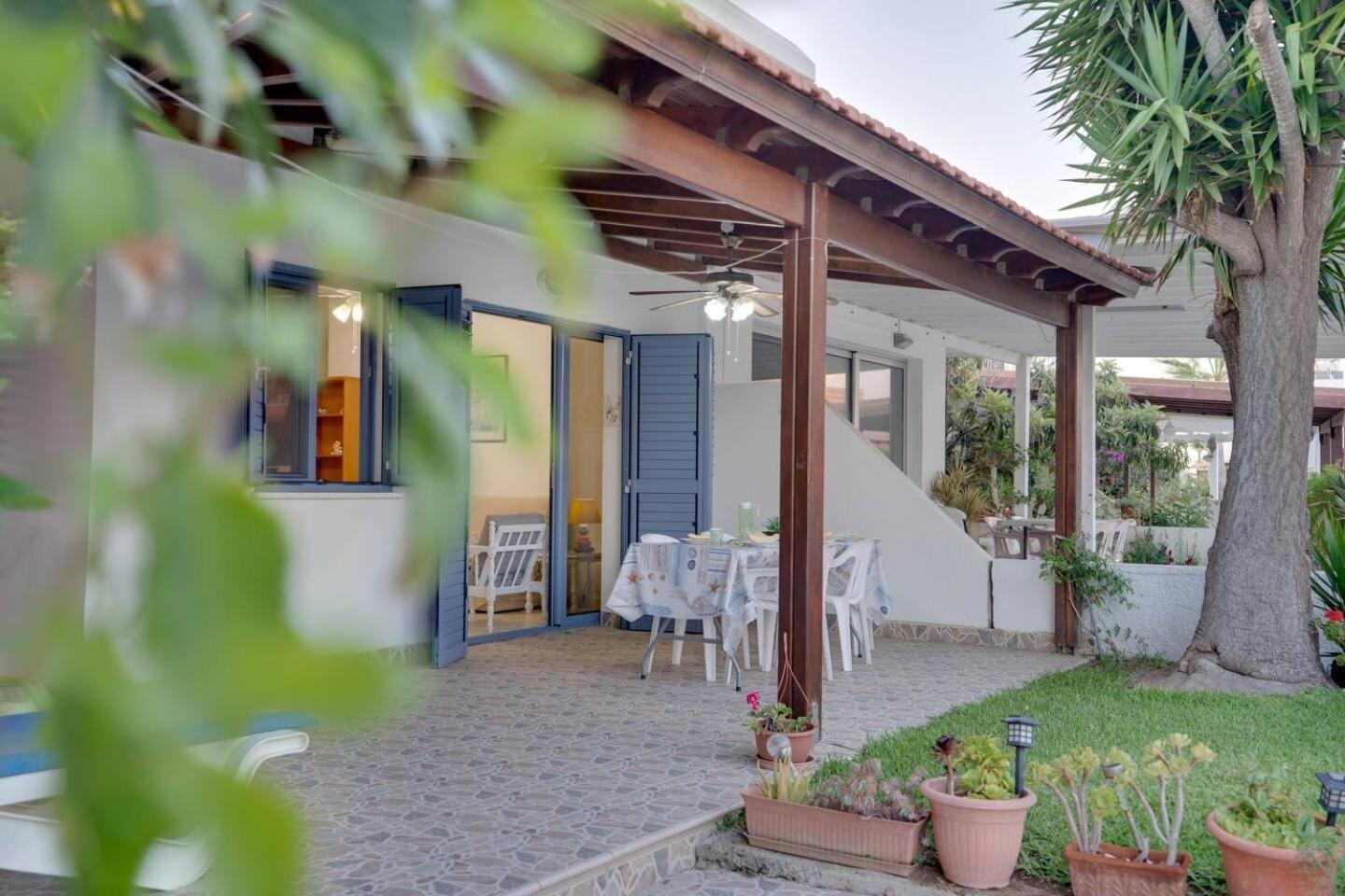 Ammos Villa 20 Side Seaview Larnaca Exterior photo