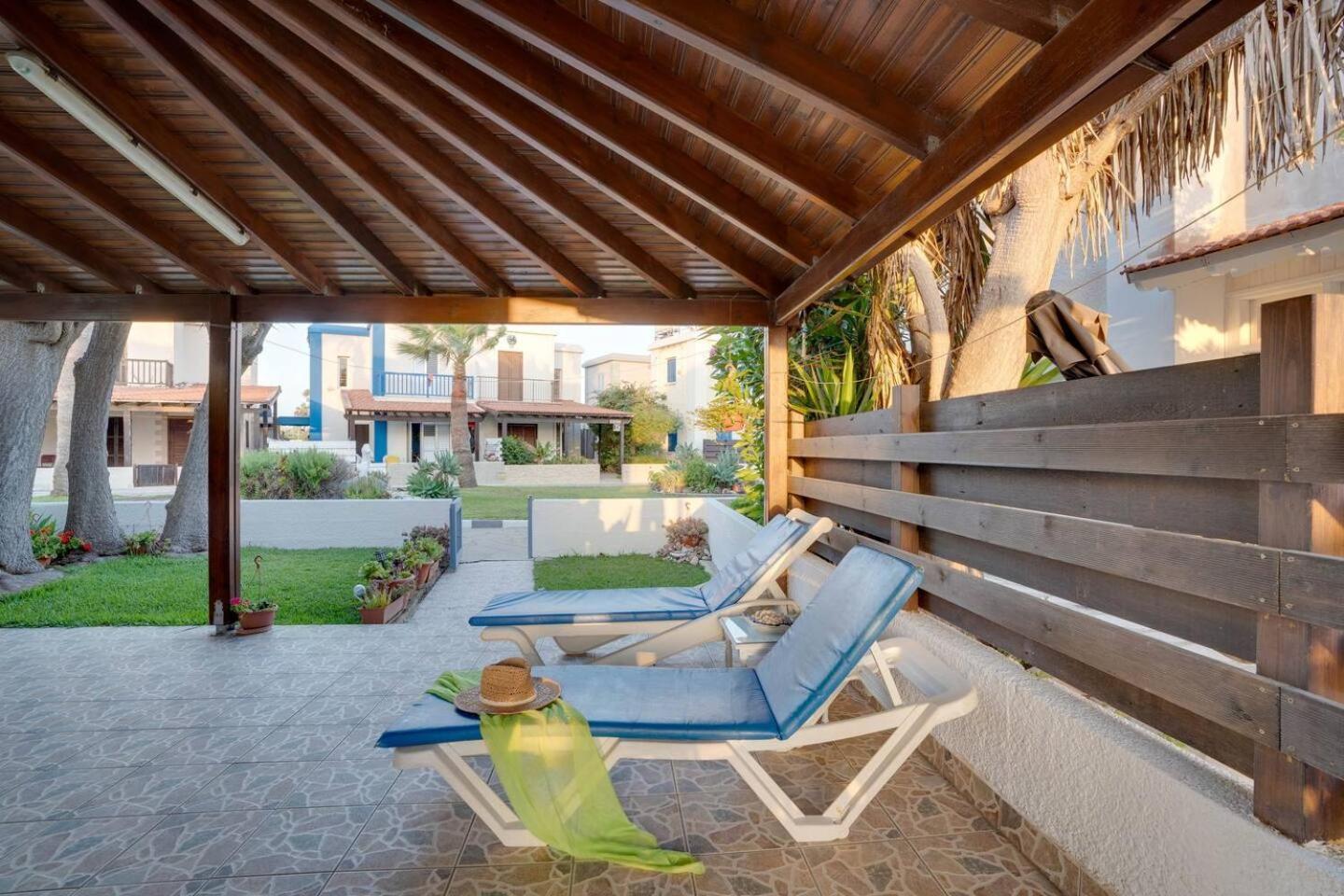 Ammos Villa 20 Side Seaview Larnaca Exterior photo